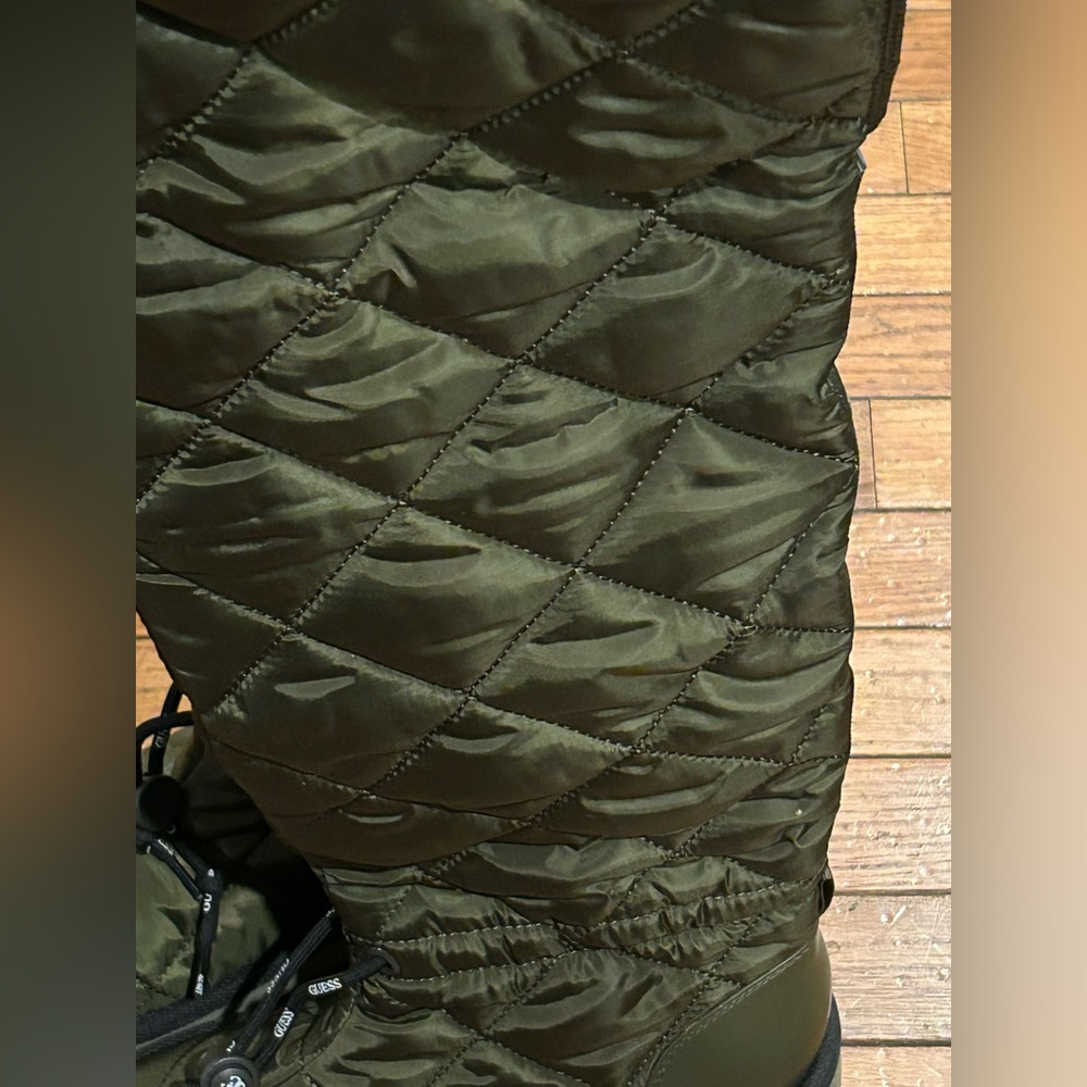 Guess Olive Green Quilted Winter Boots size 7.5 new - Picture 4 of 16
